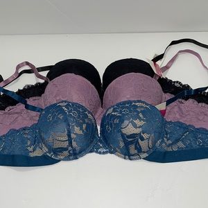 Bundle 3 pieces Lace Super Push Up Extreme Padded Multi-way Multi-position Bra.